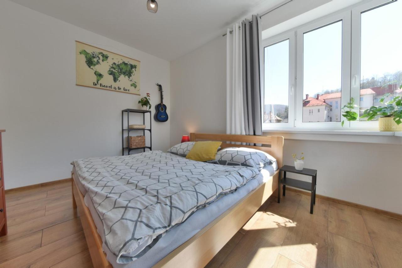 Big 75M2 Next To Opera Building In Direct Centrum, Air-Conditioned, Balcony, 24H Self Checking Banská Bystrica Eksteriør bilde